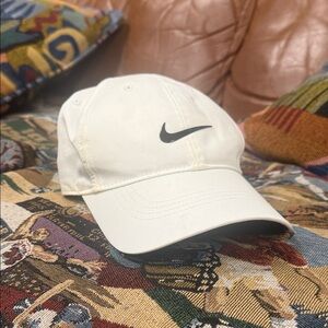 Nike White Hat